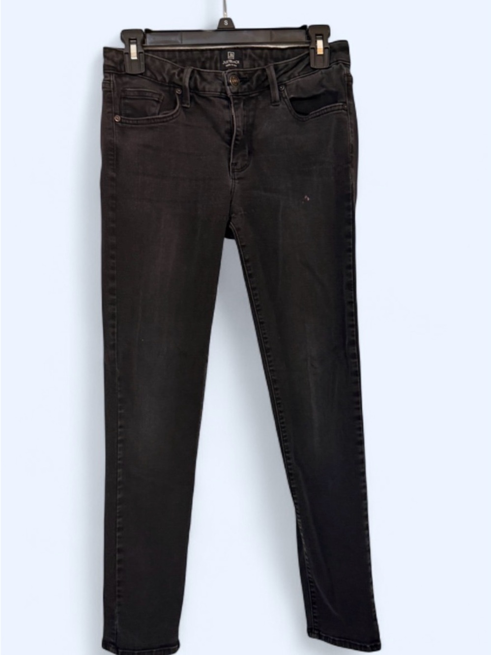 Just Black Women's Washed Black Skinny Jeans